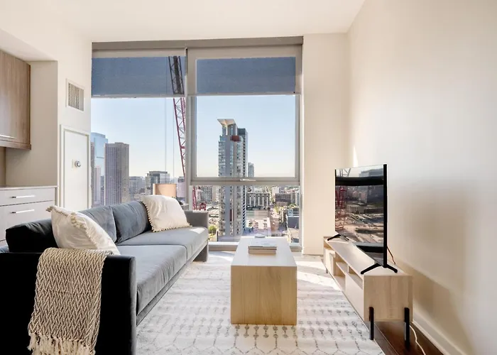 West Loop W Wd Gym Lounge Nr L Chi-778 Chicago